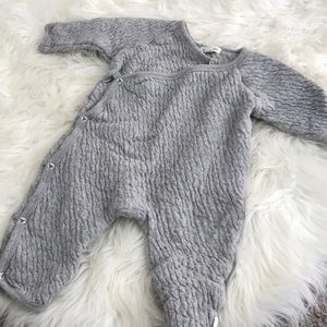 BURTS BEES 6-9M super soft onesie